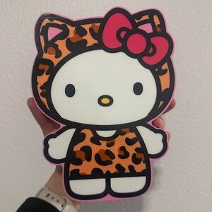 NWT Hello kitty Print Figure Art Block Desk Decor